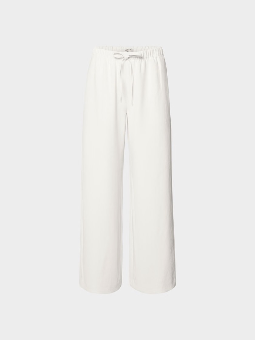 Aritzia White Lodge Pants